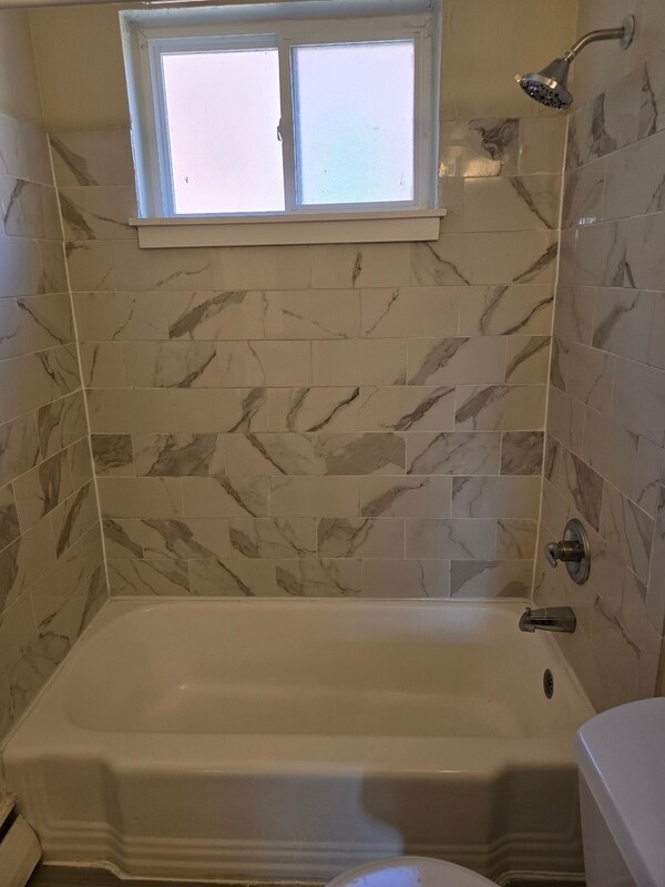 Building Photo - 3212 Ellwood Ave