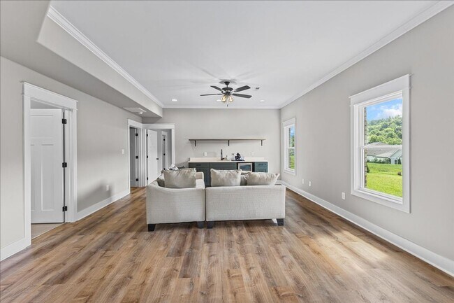 Building Photo - Beautiful Home for Rent in Chestnut Cove