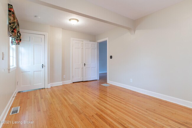 Building Photo - 4011 Hycliffe Ave