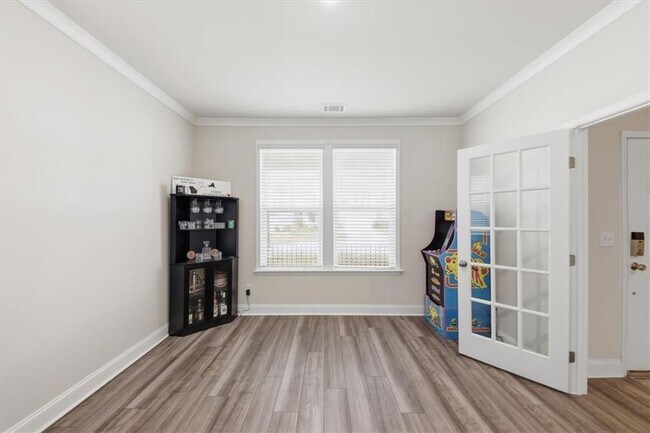 Building Photo - 3939 Alderstone Dr