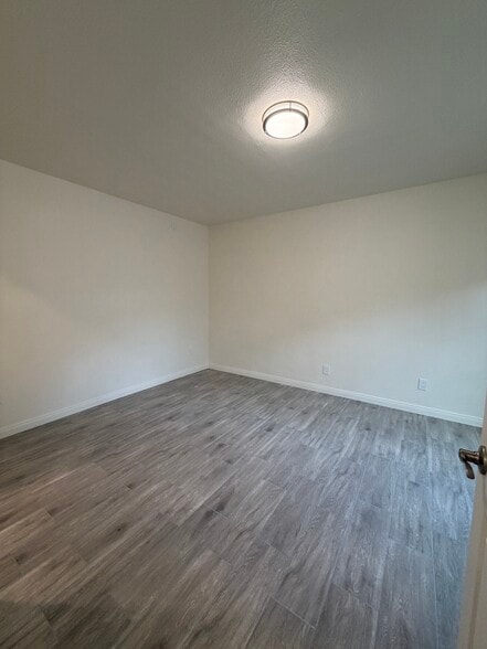 Bedroom - 223 E Colorado Blvd