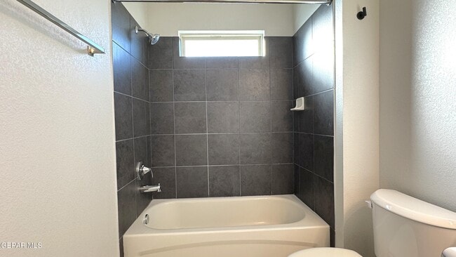 Building Photo - 1033 Candelilla St