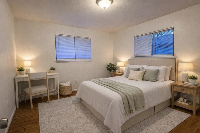 Building Photo - 2416 Queensbury Rd