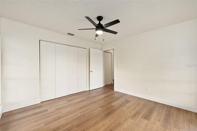 Building Photo - 3025 SE 55th Ave