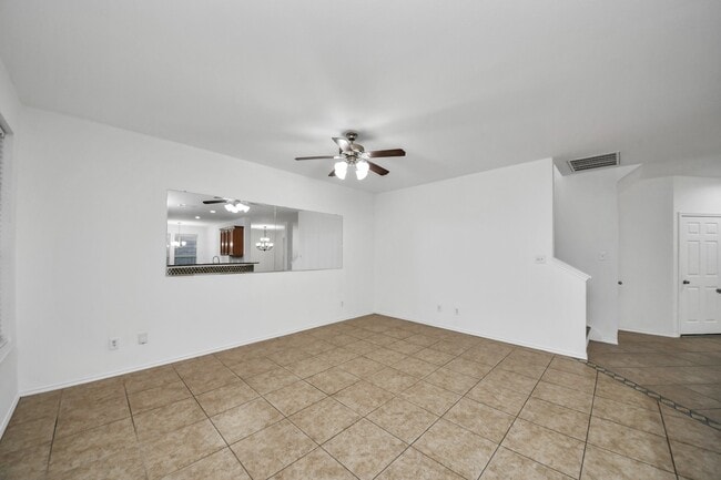 Building Photo - 20222 W Lakebridge Ln