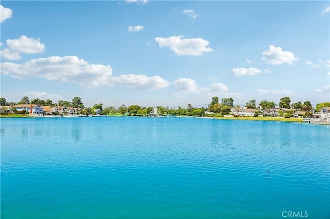 Building Photo - 15 Waterway