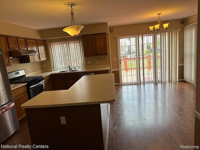 Building Photo - 1792 Bentley Ct