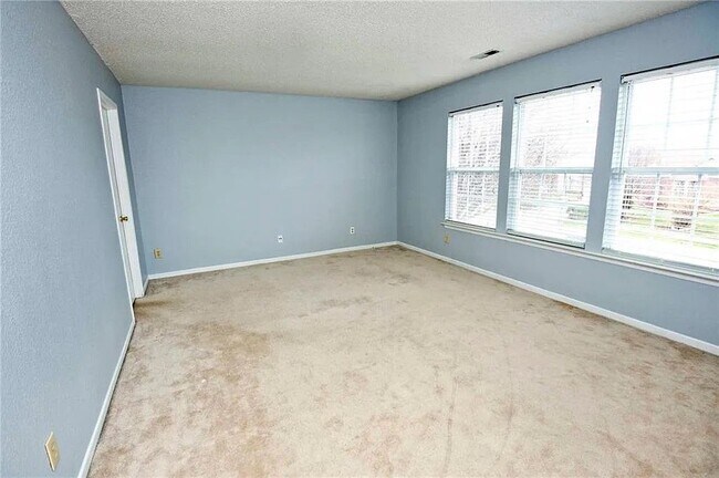 Building Photo - 14242 Weeping Cherry Dr