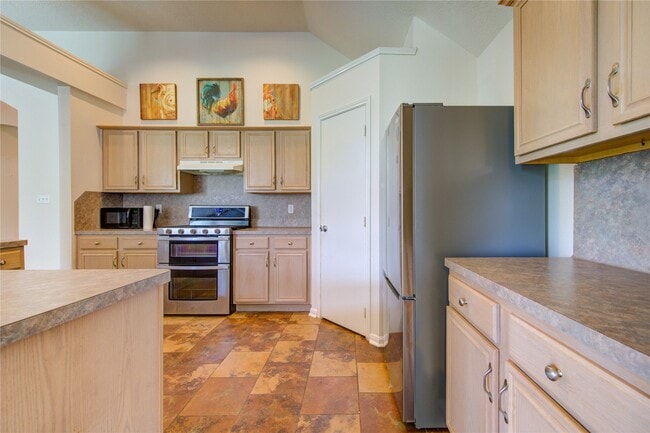 Building Photo - 10622 Lonesome Dove Trail