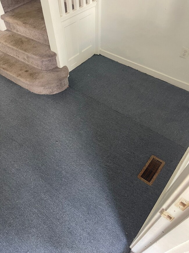 Building Photo - 5638 Litchfield St