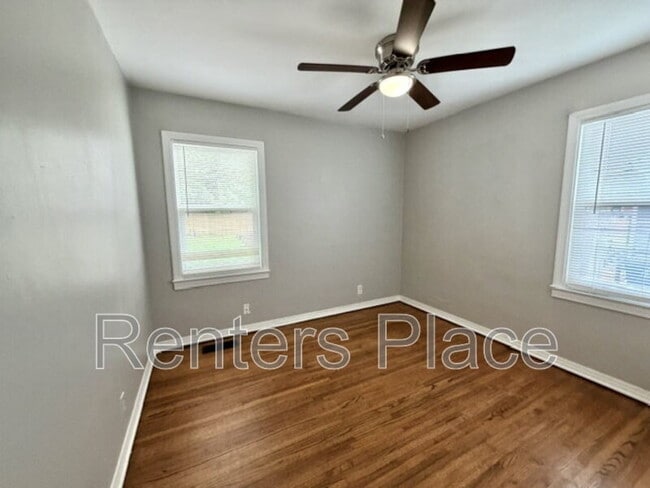 Building Photo - 4689 S Troost Ave