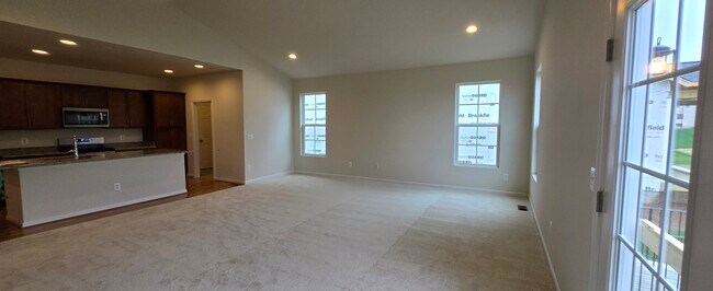 Building Photo - 107 Alabaster Ln