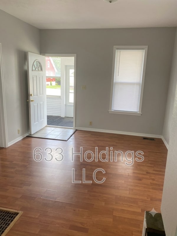 Building Photo - 403 McKinley Ave