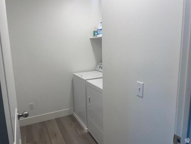 Building Photo - 1094 N 1840 W