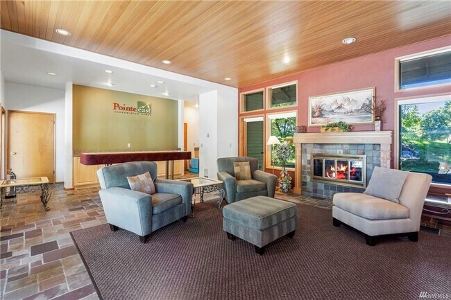 Building Photo - Charming 2 Bed 2 Bath Condo in Sought After Redmond