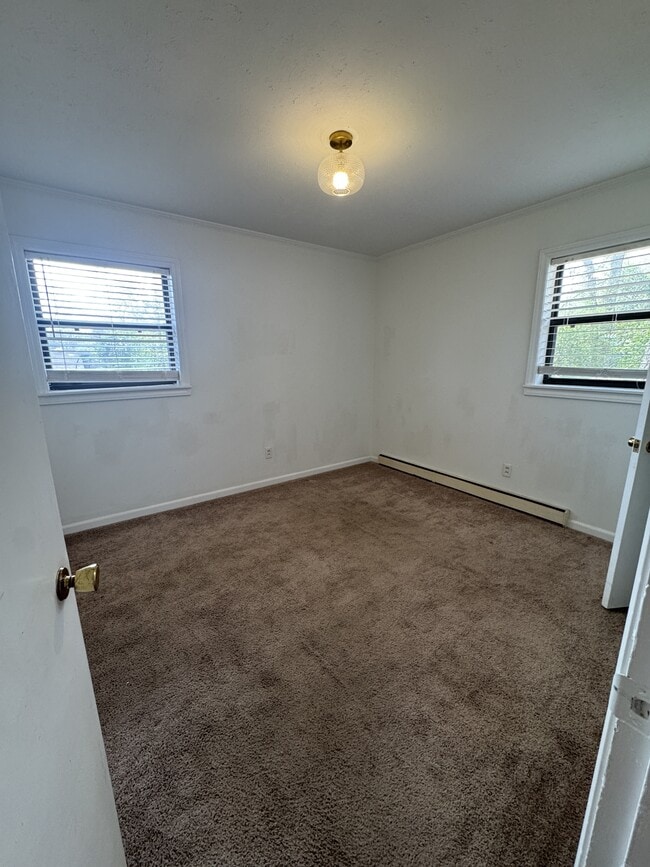 Building Photo - 1000 Fairlane Dr