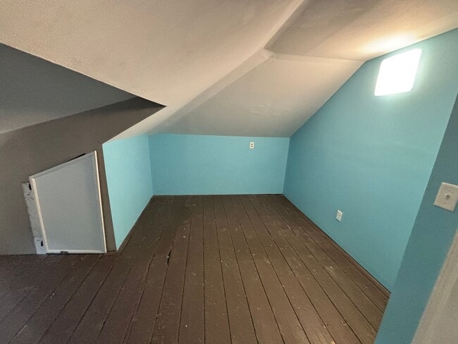 Building Photo - Newly Renovated 3 Bedroom on Park Avenue