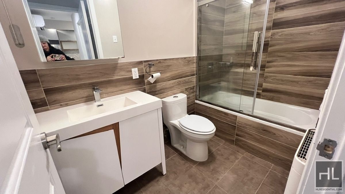 Building Photo - BERGEN STREET