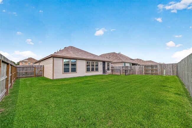 Building Photo - 12602 Blue Jay Dr