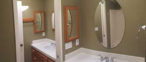 Building Photo - 2216 River Run Dr