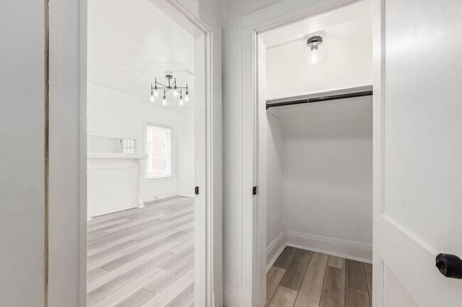 Building Photo - 58 N 20th St