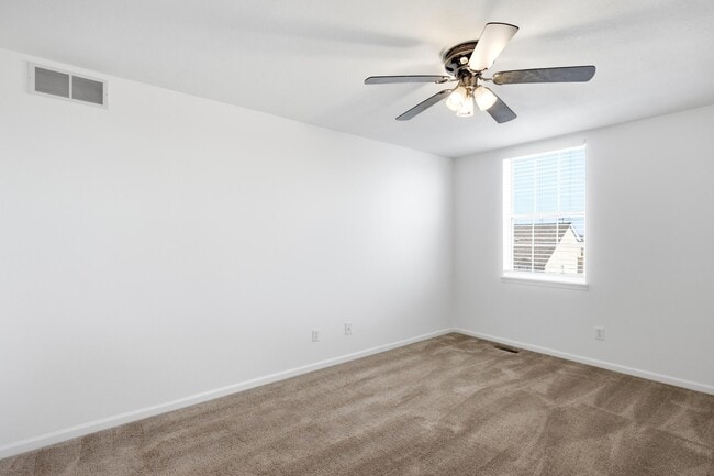 Building Photo - 3509 La Mesa Dr