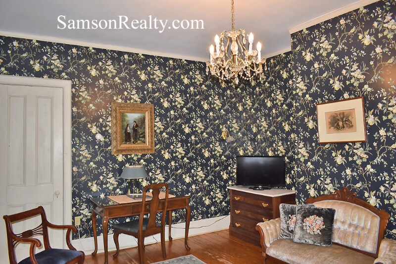 Building Photo - 144 Benefit St