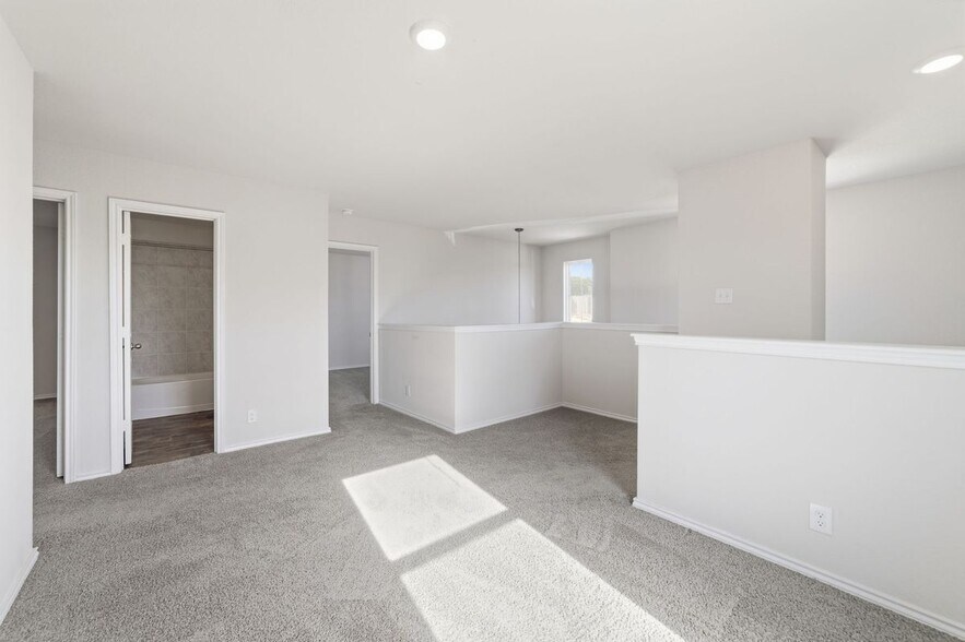 Building Photo - 10019 Bur Sedge