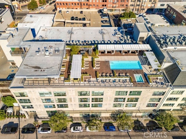 Building Photo - 530 S Hewitt St