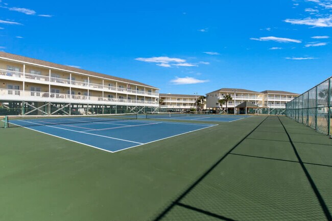 Building Photo - 775 Gulf Shore Dr