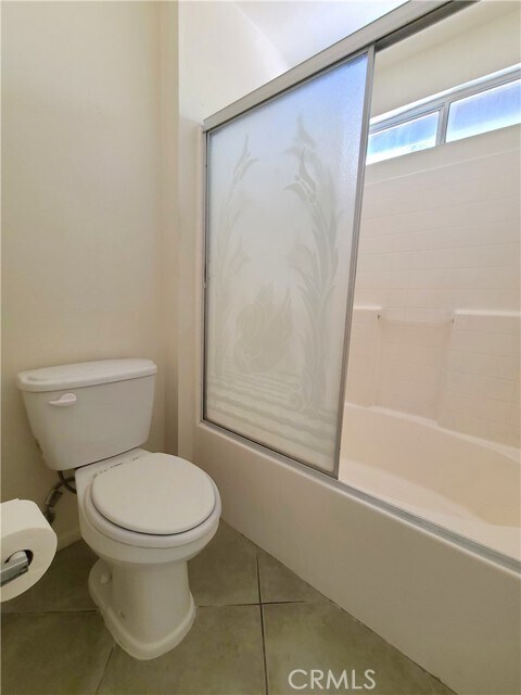 Building Photo - 1204 Sycamore Ct