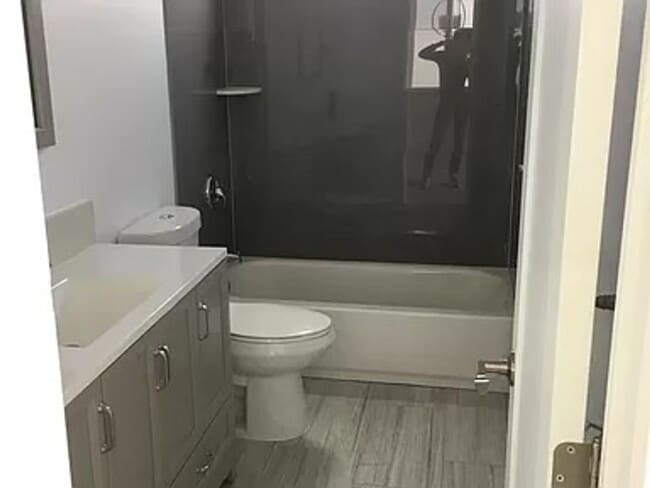Building Photo - Spacious San Diego Home!