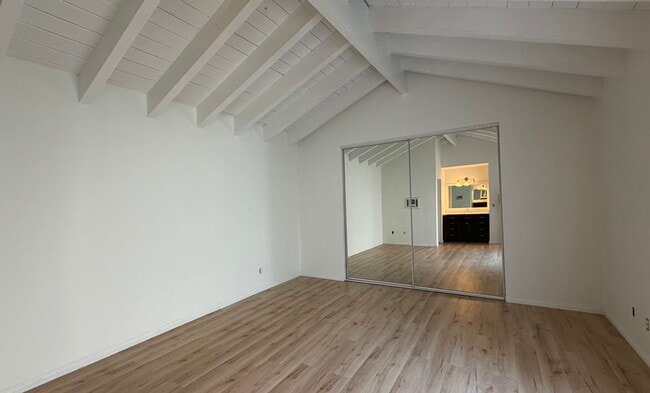 Spacious Bedroom - 1921 Harriman Ln