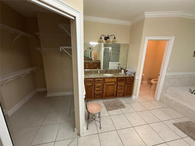 Building Photo - 8762 FL-26