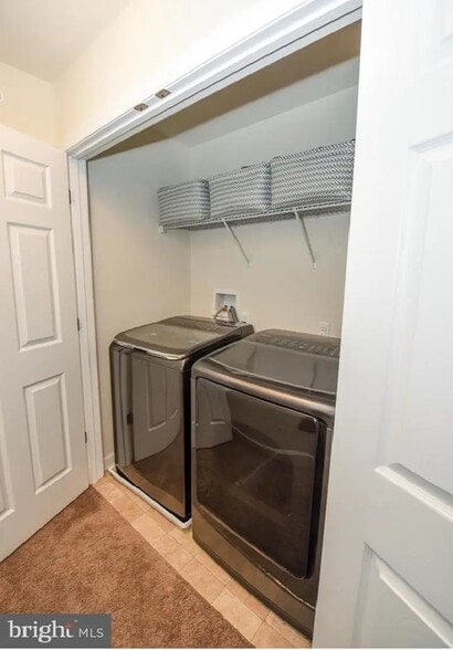 Building Photo - 1736 Beacon Ln