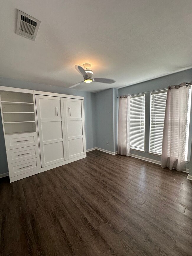 Building Photo - Gorgeous Deerfield Plantation 4 Bed 2.5 Ba...