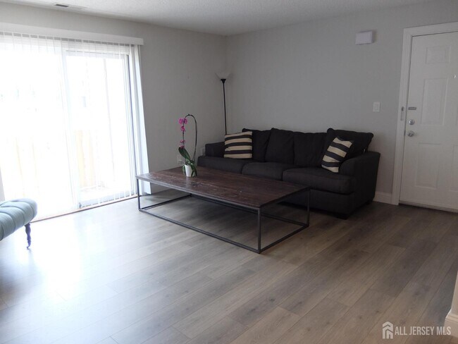 Building Photo - 5307 Ravens Crest Dr