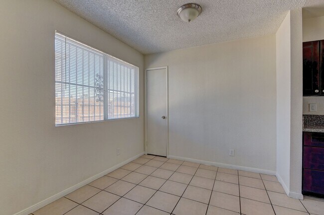 Building Photo - 3639 Kolendo Ct