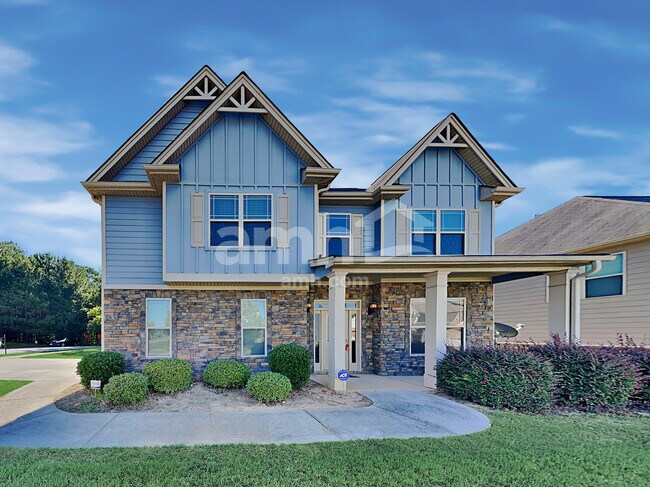 Primary Photo - 160 Summit Point Dr