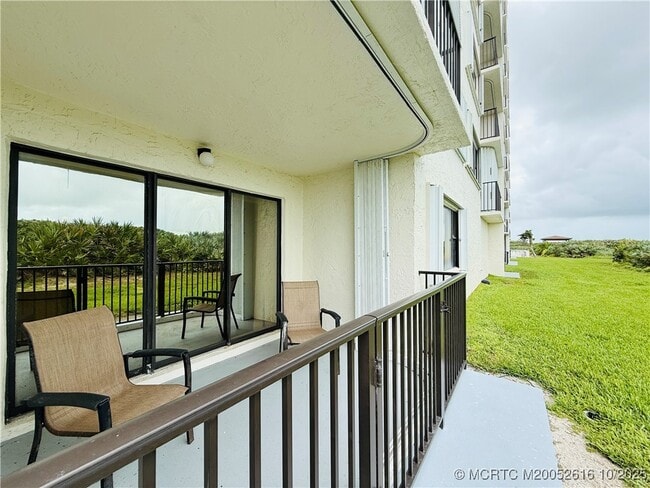 Building Photo - 9490 S Ocean Dr