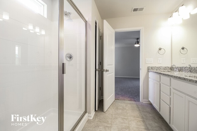 Building Photo - 601 Carronade Ct