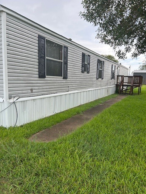 Building Photo - 7310 Avenue T