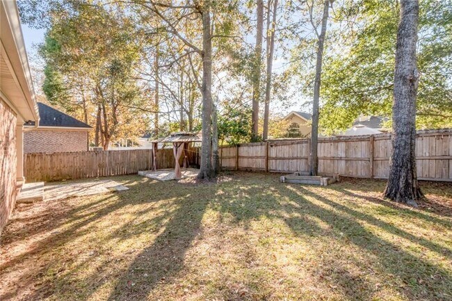 Building Photo - 1054 Linlen Ave