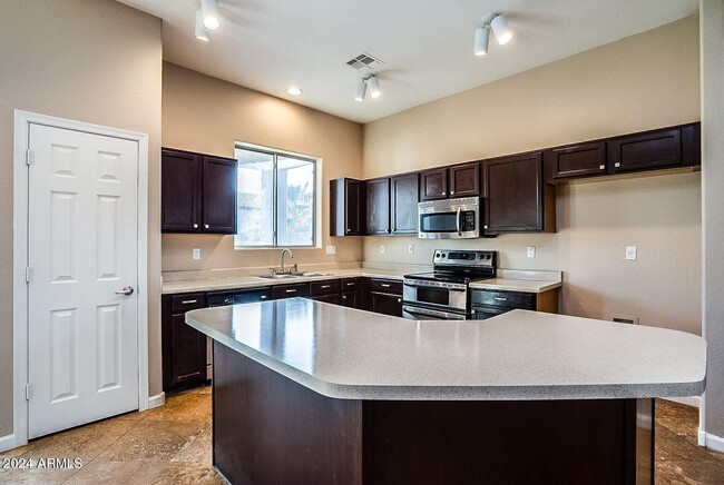Building Photo - 13419 W Citrus Ct