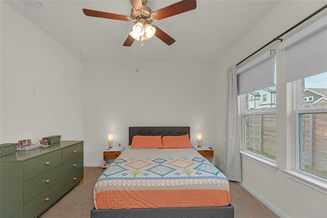 Building Photo - 16900 Adoro Dr