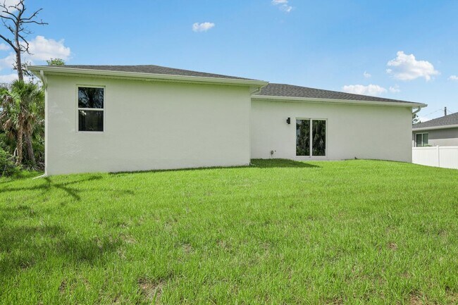 Building Photo - 11992 Atoll Ave