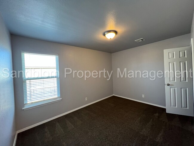 Building Photo - For Lease | Broken Arrow | $1475 Rent