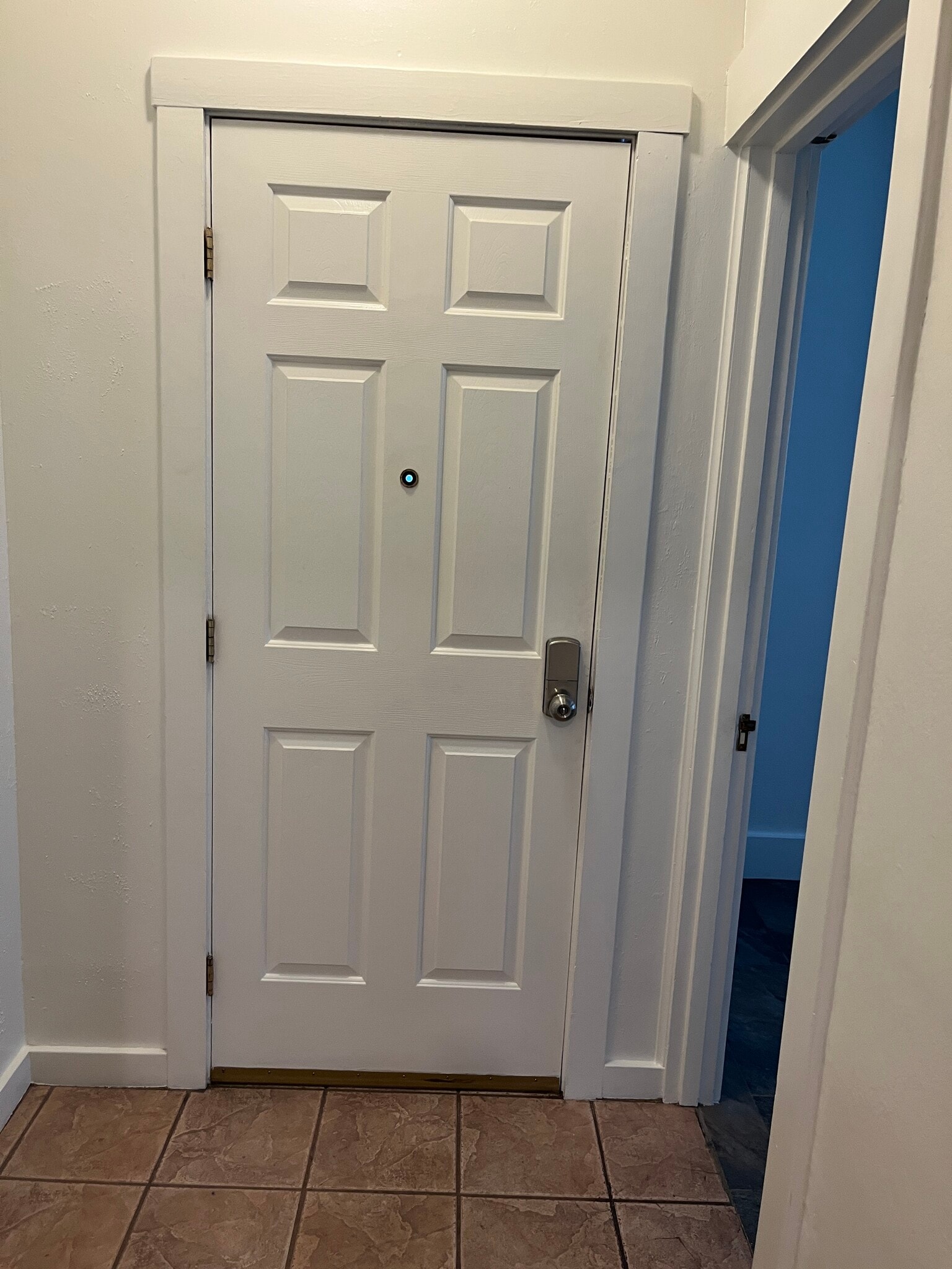 Door to front - 1112 N Wahsatch Ave