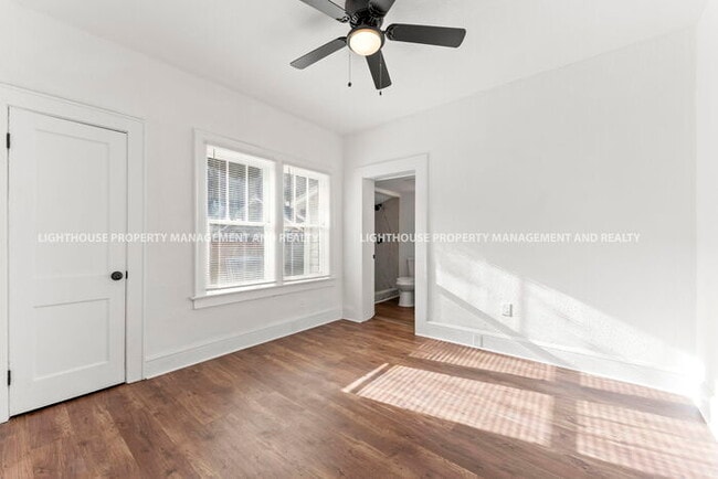 Building Photo - Renovated house with front and back porch