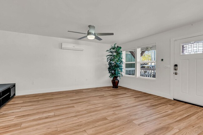 Building Photo - Experience residential luxury living only 2 blocks from the heart of downtown Livermore!!